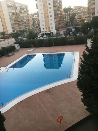Foto 2 de Alquiler de piso en Poniente-Faro de 2 habitaciones con terraza y piscina