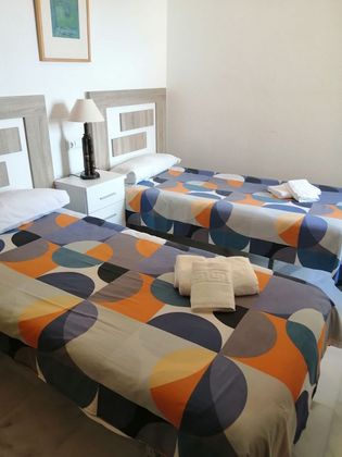 Foto 2 de Pis en venda a Caleta de Vélez de 2 habitacions amb terrassa i piscina
