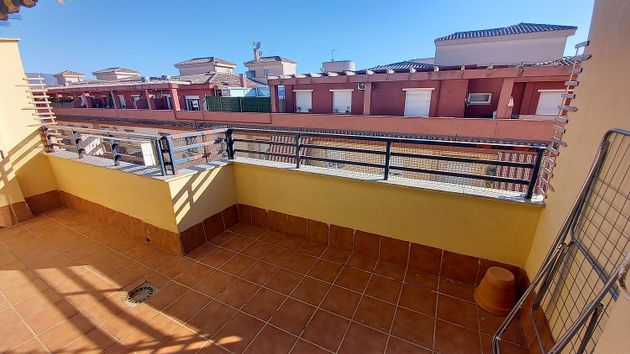 Foto 2 de Àtic en venda a Residencial Triana - Barrio Alto de 2 habitacions amb terrassa i piscina