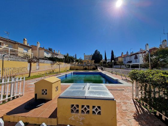 Foto 2 de Casa en venda a Ogíjares de 4 habitacions amb terrassa i piscina
