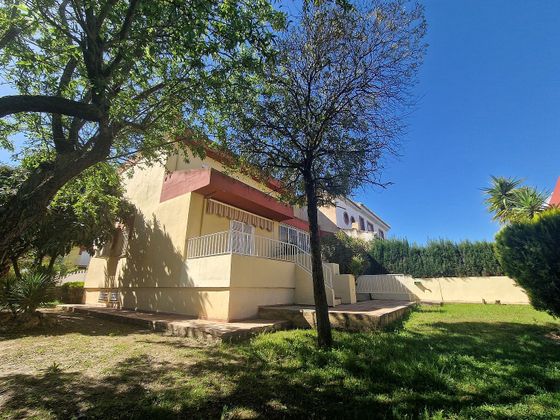 Foto 1 de Casa en venta en Ogíjares de 3 habitaciones con terraza y piscina