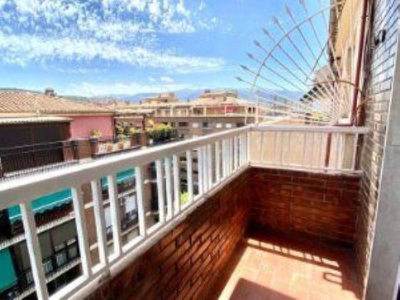 Foto 1 de Pis en lloguer a calle Pedro Antonio de Alarcón de 4 habitacions amb terrassa i mobles