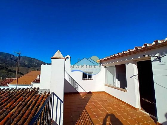 Foto 1 de Xalet en venda a Carratraca de 4 habitacions amb terrassa
