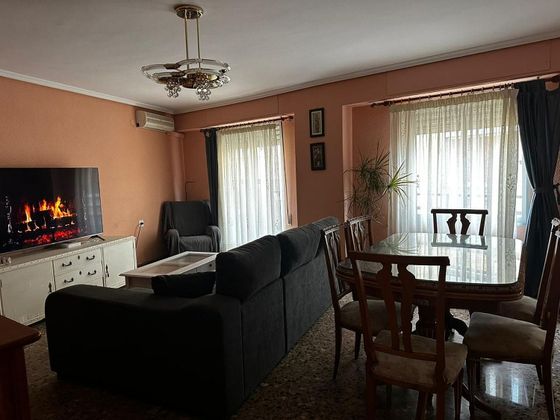 Foto 2 de Pis en venda a Antigua Moreria de 4 habitacions amb balcó i aire acondicionat