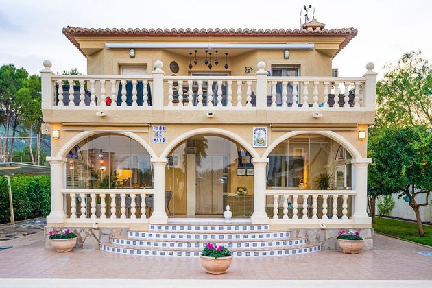 Foto 2 de Chalet en venta en calle De Sant Joan de 3 habitaciones con terraza y piscina