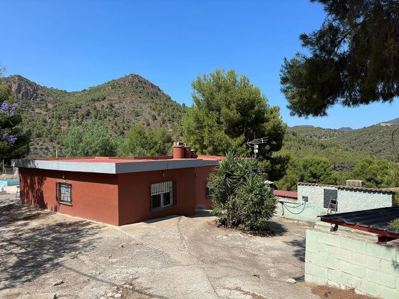 Foto 2 de Xalet en venda a Serra de 5 habitacions amb terrassa i piscina