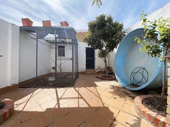 Foto 2 de Piso en venta en calle De Santiago de 3 habitaciones con terraza y jardín