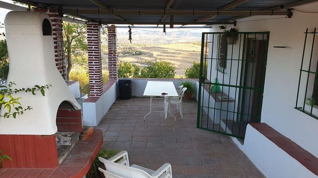 Foto 2 de Casa rural en venta en calle Segura de 3 habitaciones con terraza y piscina