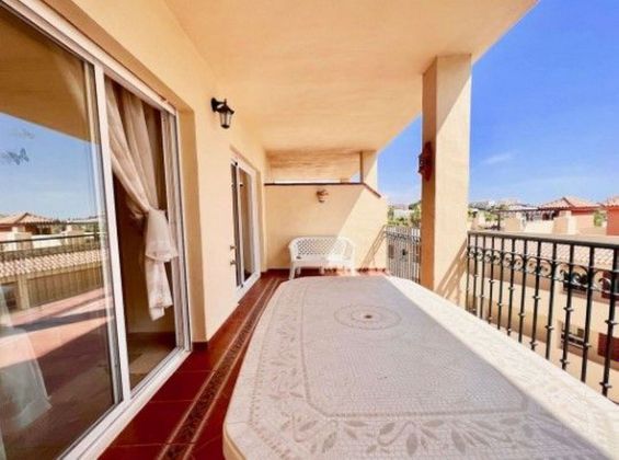 Foto 2 de Pis en venda a calle Ópalo de 2 habitacions amb terrassa i piscina