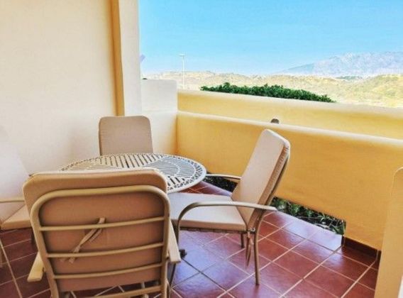 Foto 2 de Casa en venda a calle Mar Alborán de 2 habitacions amb terrassa i piscina