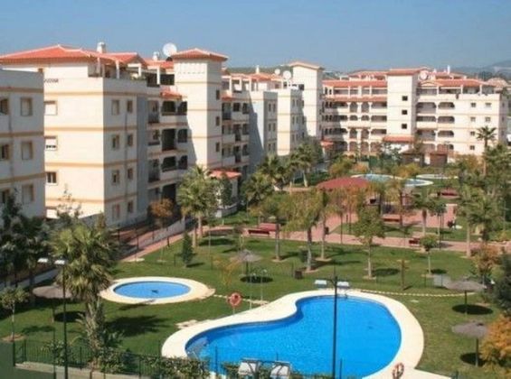 Foto 1 de Pis en venda a urbanización Mijas Golf de 3 habitacions amb terrassa i piscina