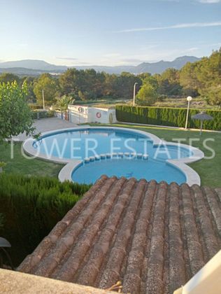 Foto 2 de Casa adossada en venda a Rincón de Loix de 4 habitacions amb terrassa i piscina