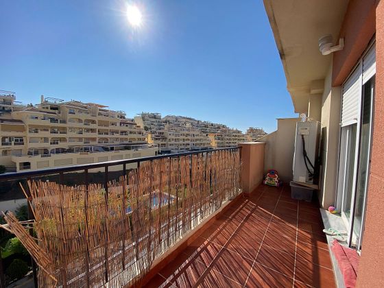 Foto 2 de Venta de piso en calle Faro de 3 habitaciones con terraza y piscina