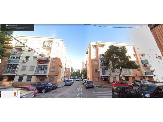 Foto 2 de Pis en venda a La FontSanta de 2 habitacions amb balcó