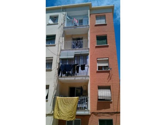 Foto 2 de Venta de piso en La FontSanta de 2 habitaciones con balcón