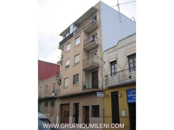 Foto 1 de Venta de piso en El Castellar-L´Oliveral de 3 habitaciones con balcón