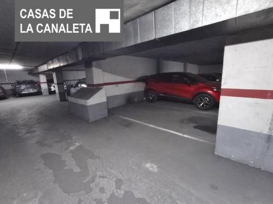Foto 1 de Garatge en lloguer a La Constitución - Canaleta de 24 m²