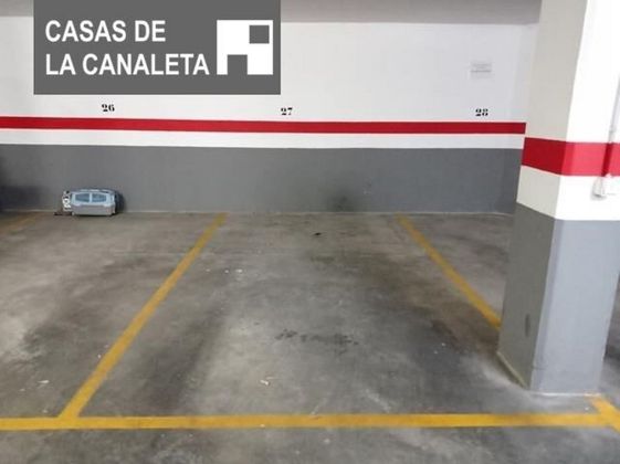 Foto 2 de Alquiler de garaje en La Constitución - Canaleta de 20 m²