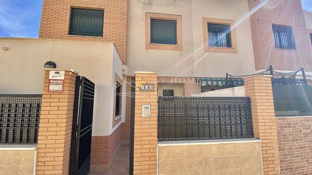Foto 2 de Casa en venda a Centro - Vélez-Málaga de 6 habitacions amb terrassa i jardí