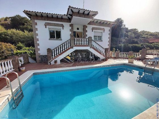 Foto 1 de Casa en venda a Almijara - Capistrano - Cueva de Nerja de 4 habitacions amb terrassa i piscina