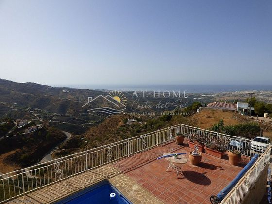 Foto 2 de Casa en venta en Arenas de 3 habitaciones con terraza y piscina