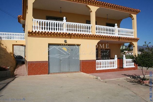 Foto 2 de Casa rural en venda a Benajarafe – Almayate de 5 habitacions amb terrassa i piscina