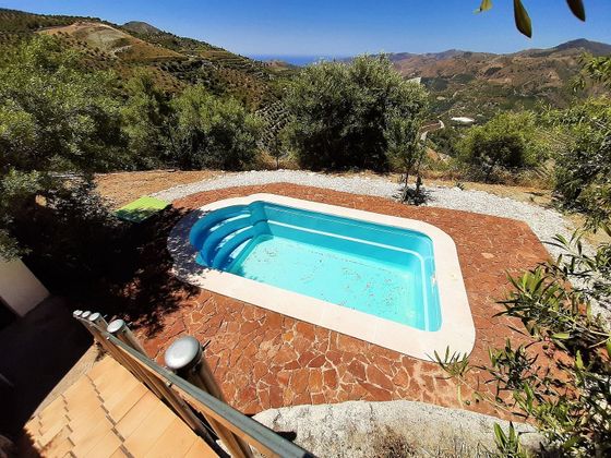 Foto 2 de Chalet en venta en Jete de 2 habitaciones con terraza y piscina