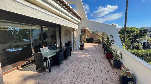 Foto 2 de Pis en venda a La Herradura de 2 habitacions amb terrassa i piscina