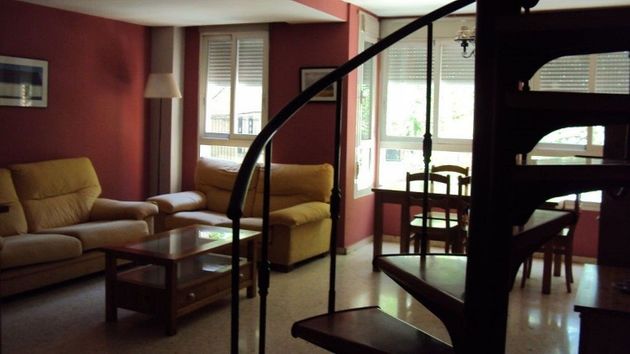 Foto 2 de Dúplex en venda a Montolivet de 4 habitacions amb terrassa i ascensor