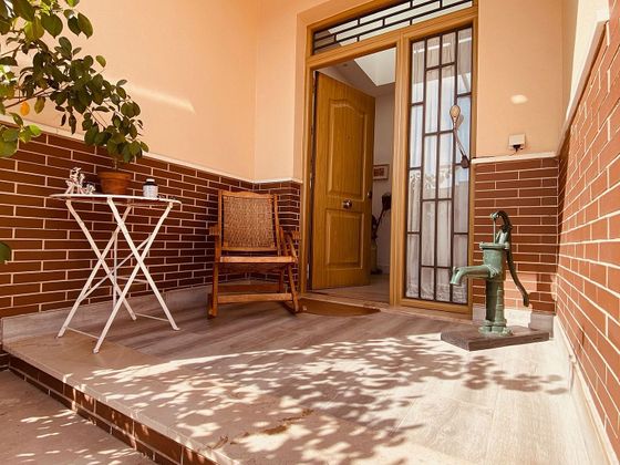 Foto 2 de Xalet en venda a Aljaraque de 4 habitacions amb piscina i jardí