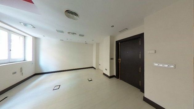 Foto 2 de Oficina en venda a San Matías - Realejo de 51 m²