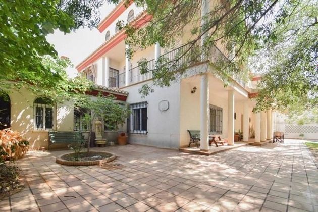 Foto 2 de Xalet en venda a Santa Fe de 6 habitacions amb terrassa i piscina