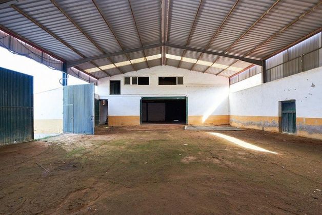 Foto 1 de Xalet en venda a Pinos Puente de 6 habitacions amb piscina i garatge