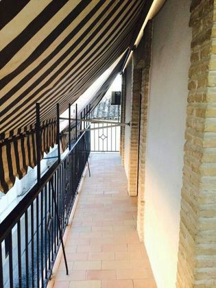 Foto 1 de Piso en venta en Écija de 3 habitaciones con balcón