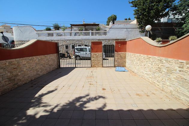 Foto 1 de Casa en venda a Torreblanca del Sol de 3 habitacions amb terrassa i garatge