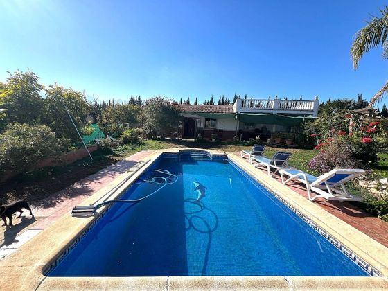 Foto 1 de Casa rural en venta en Pinos de Alhaurín - Periferia de 3 habitaciones con terraza y piscina