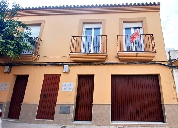 Foto 2 de Xalet en venda a Cuervo de Sevilla (El) de 3 habitacions amb terrassa i balcó