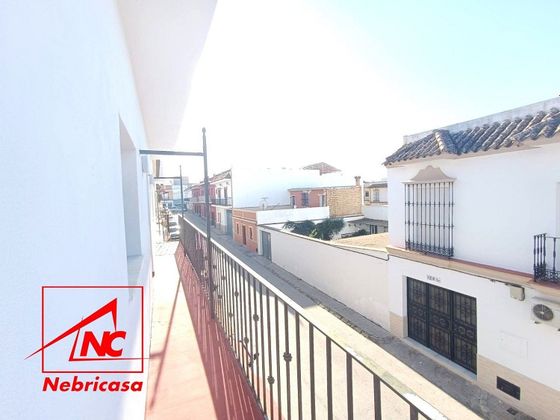 Foto 1 de Pis en venda a Cuervo de Sevilla (El) de 3 habitacions amb balcó
