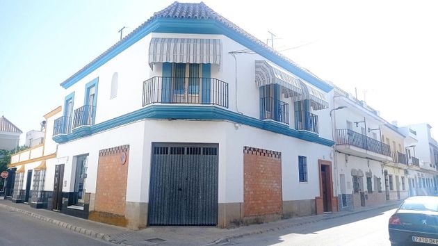 Foto 1 de Venta de piso en Cuervo de Sevilla (El) de 4 habitaciones con terraza y balcón
