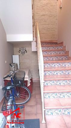 Foto 2 de Venta de piso en Cuervo de Sevilla (El) de 4 habitaciones con terraza y balcón