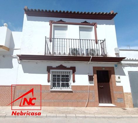 Foto 1 de Casa en venda a Cuervo de Sevilla (El) de 2 habitacions amb terrassa