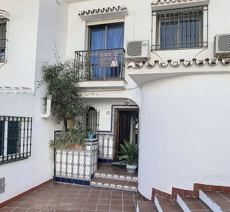 Foto 1 de Casa en venda a avenida Aguamarina de 3 habitacions amb terrassa i balcó