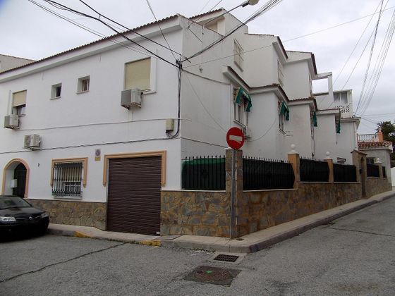 Foto 2 de Edifici en venda a calle De Calamón de 566 m²