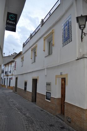 Foto 1 de Venta de chalet en calle Horno de 4 habitaciones con terraza y balcón