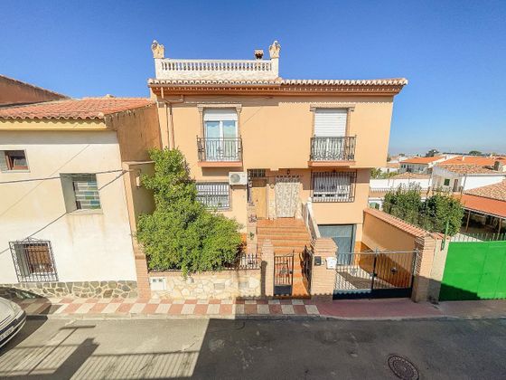 Foto 2 de Casa en venta en calle Julio Romero de 4 habitaciones con terraza y garaje