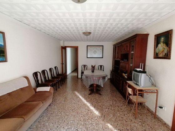 Foto 1 de Venta de piso en Algemesí de 4 habitaciones con garaje y balcón
