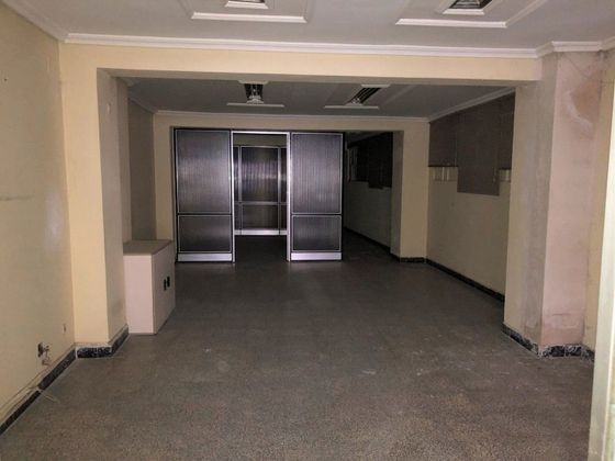 Foto 1 de Alquiler de local en Algemesí con ascensor