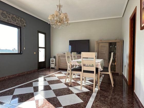 Foto 2 de Pis en venda a Algemesí de 4 habitacions i 133 m²