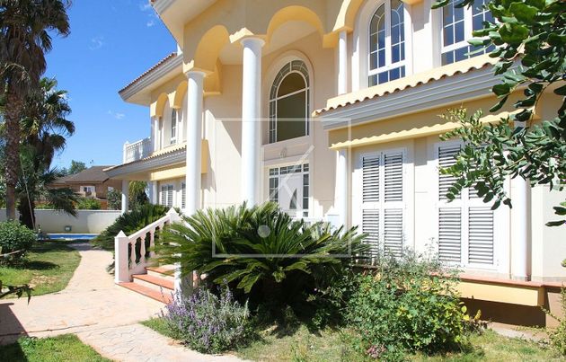 Foto 1 de Xalet en venda a Montealegre de 5 habitacions amb terrassa i piscina