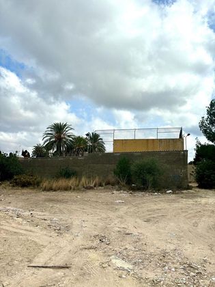 Foto 1 de Venta de terreno en calle Camarena de 27000 m²